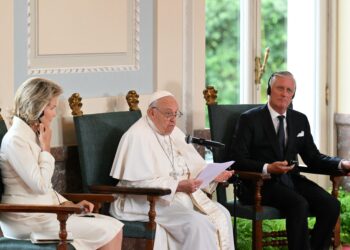 Papa Francesco oggi con il re Filippo e la regina Matilde di Belgio
Credit: Alberto Pizzoli / AFP