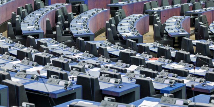 PARLAMENTO EUROPEO UE EU SEDE DI STRASBURGO EUROPARLAMENTO AULA BANCHI