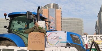 Trattori, proteste e critiche degli agricoltori per l'intenzione di chiudere l'accordo Ue-Mercosur [Bruxelles, 13 novembre 2024. Foto: Emanuele Bonini]